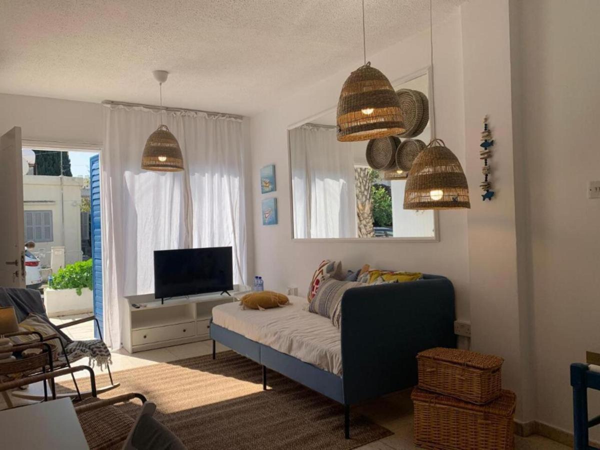 Romy'S Cozy One Bedroom Apt Larnaca Dış mekan fotoğraf